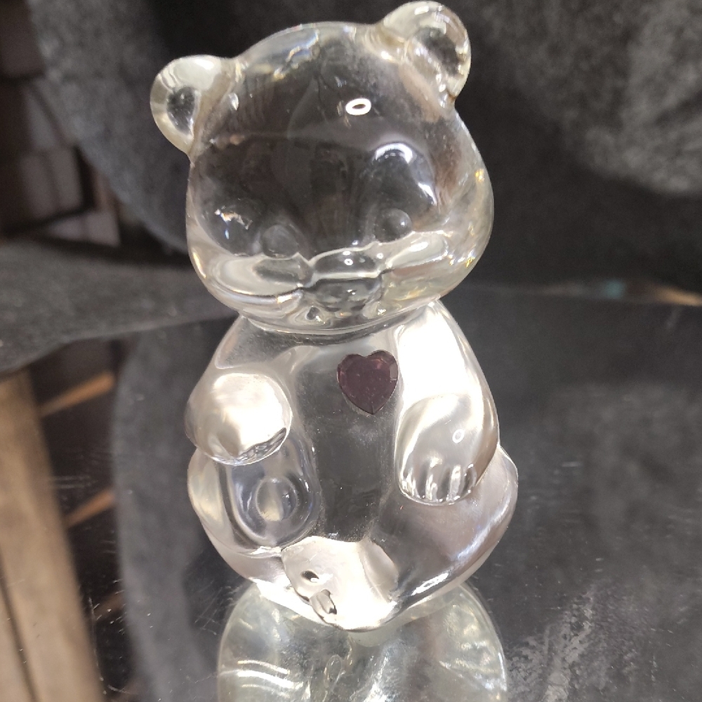 No.125/Crystal Fenton Bear Figurine with Heart Accent